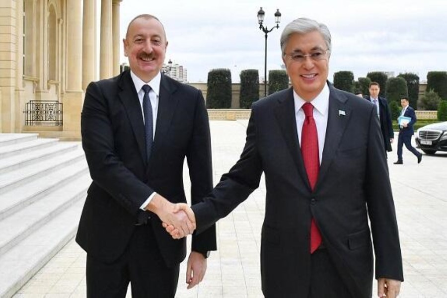 Tokayev Füzuliyə getdi: Əliyev qarşıladı