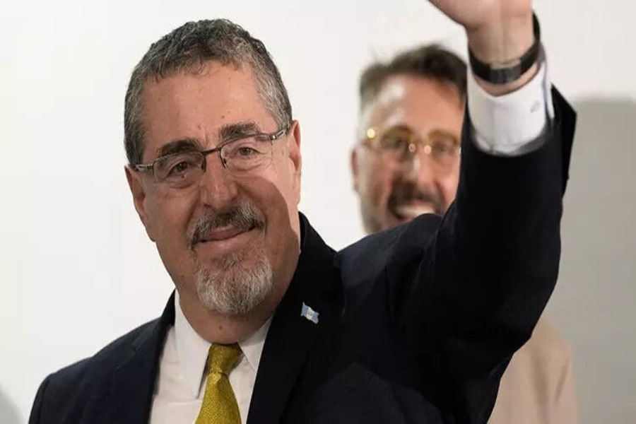 Qvatemalanın yeni prezidenti açıqlanıb