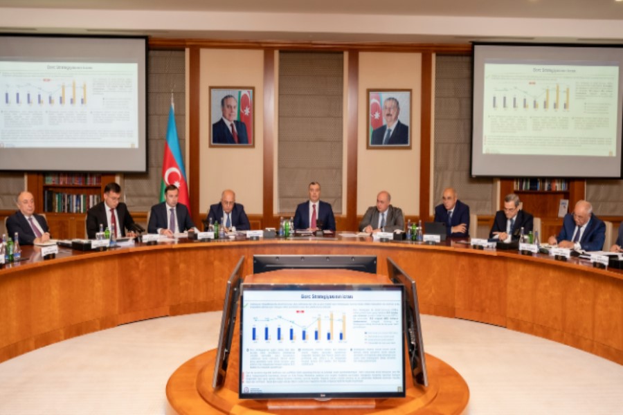 Maliyyə Nazirliyində kollegiya iclası keçirilib - FOTOLAR