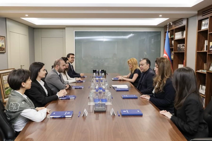 Əmək və əhalinin sosial müdafiəsi naziri Sahil Babayev üçüncü “Yüksəliş” müsabiqəsinin qalibləri ilə görüşüb
