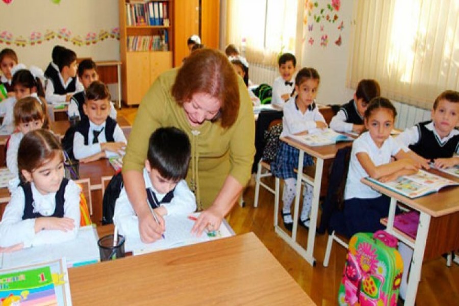 İbtidai sinif müəlliminin təhsildə rolu - QHT sədri yazır