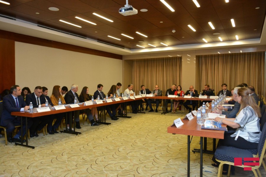 Onlayn İctimai Nəzarət Platforması layihəsinin rüblük yekunlarına dair dəyirmi masa keçirilib - FOTO +VİDEO